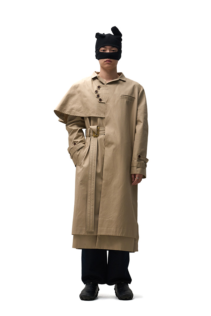 SMALL COLLAR BEIGE ASYMMETRY COAT